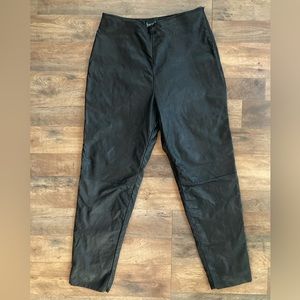 Harvé Benard Black Faux Leather Women Skinny Pants Size 8